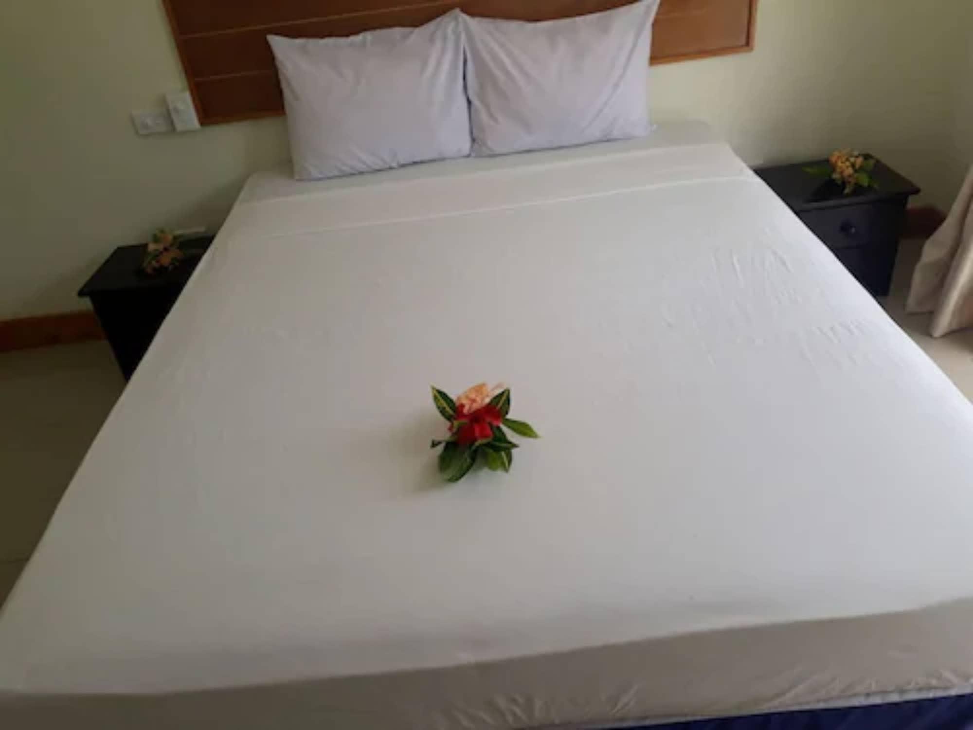 Anchorage Beach Resort Viseisei Exterior foto